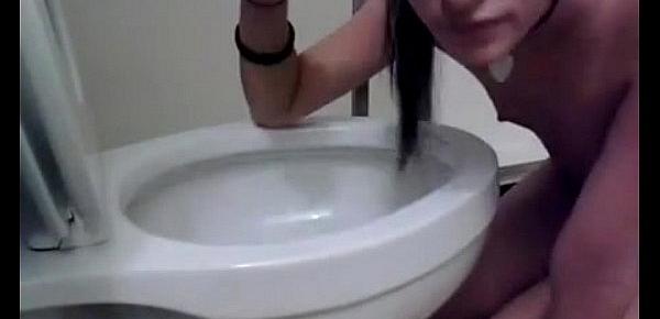  cute girl licking my toilet lustfully